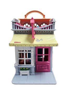 2001 Fisher-Price Mattel 74923 Sweet Streets Candy Shop & Dance Studio